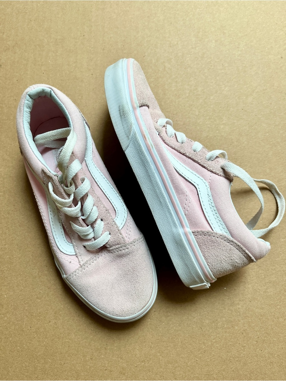 Vans Kids Pink White Canvas Suede Low Top Skate Sneakers Size 2Y